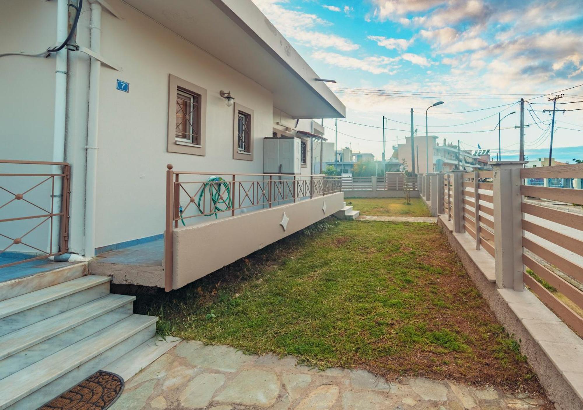Crystal Cherry Apartment Preveza Exterior photo