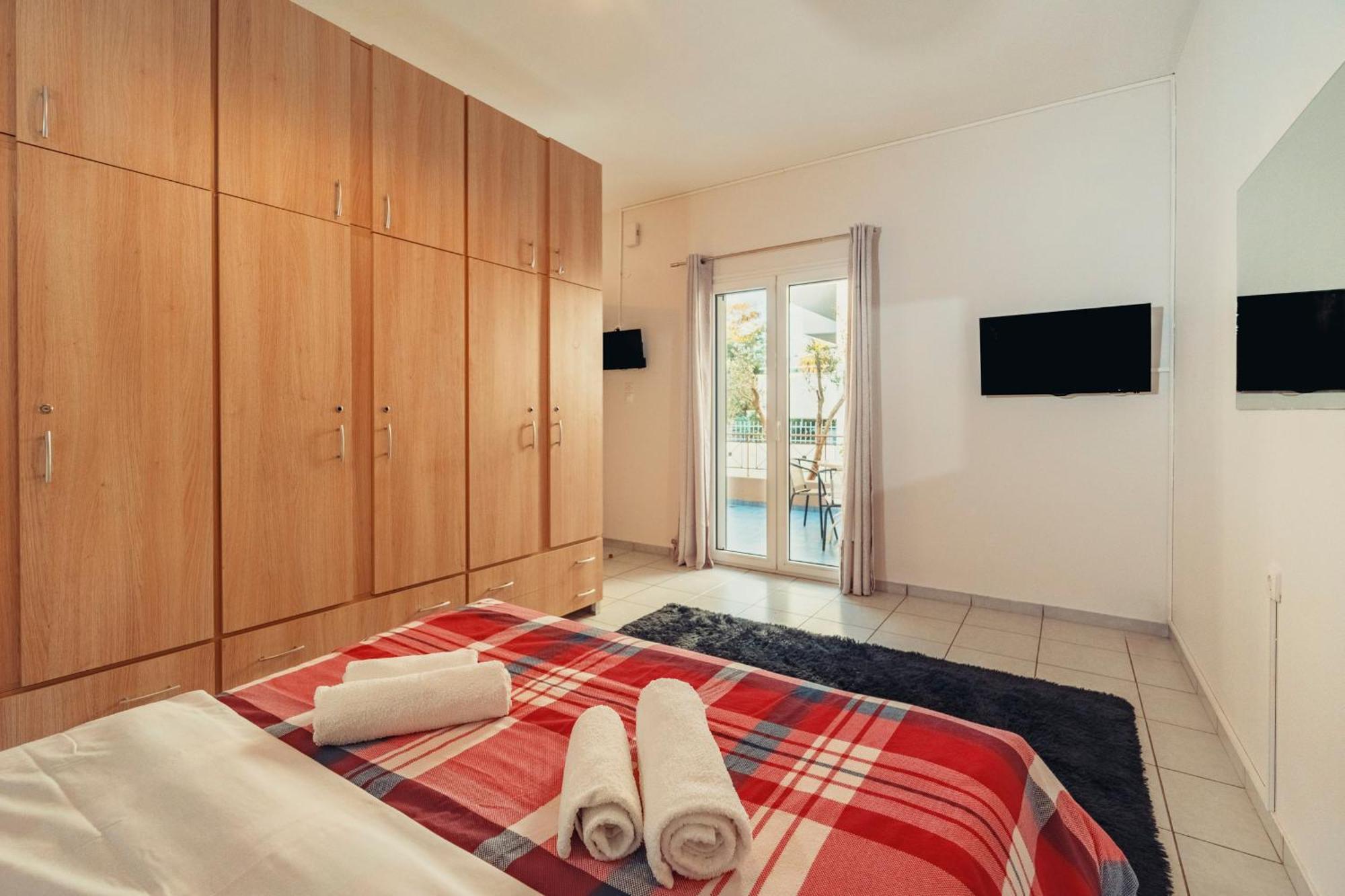Crystal Cherry Apartment Preveza Exterior photo